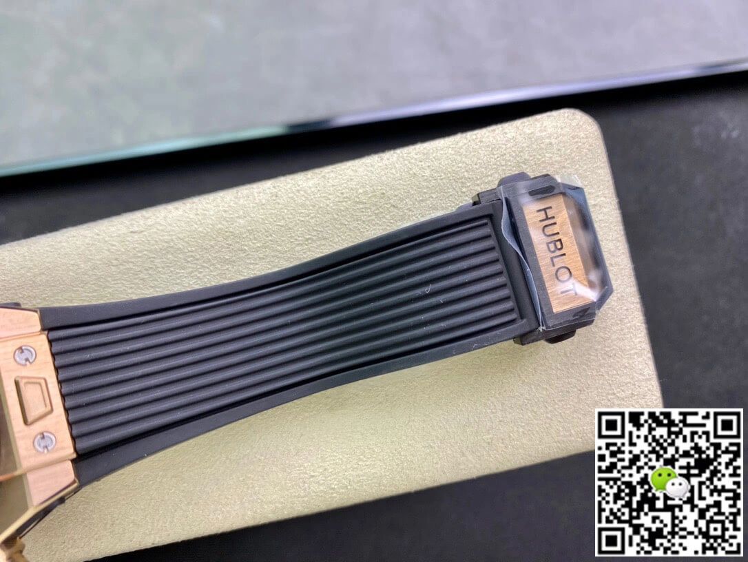 Hublot Big Bang 421.0X.1180.RX ZF Factory 1:1 Best Edition Replica Watch Black Strap